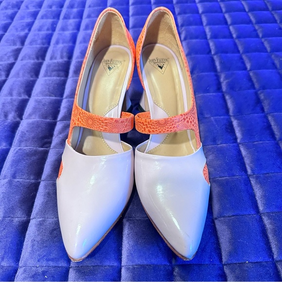 Fluevog Big Presence Earhart Asymmetrical D'Orsay Pump in Papaya/Lilac ๐งก๐ - Picture 2 of 13